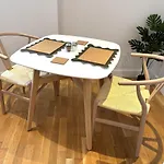10 Popeshead Apartment